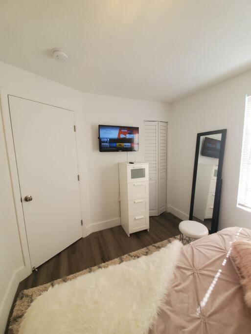 Lovely Apartment Near Brickell 1 Miami Bagian luar foto
