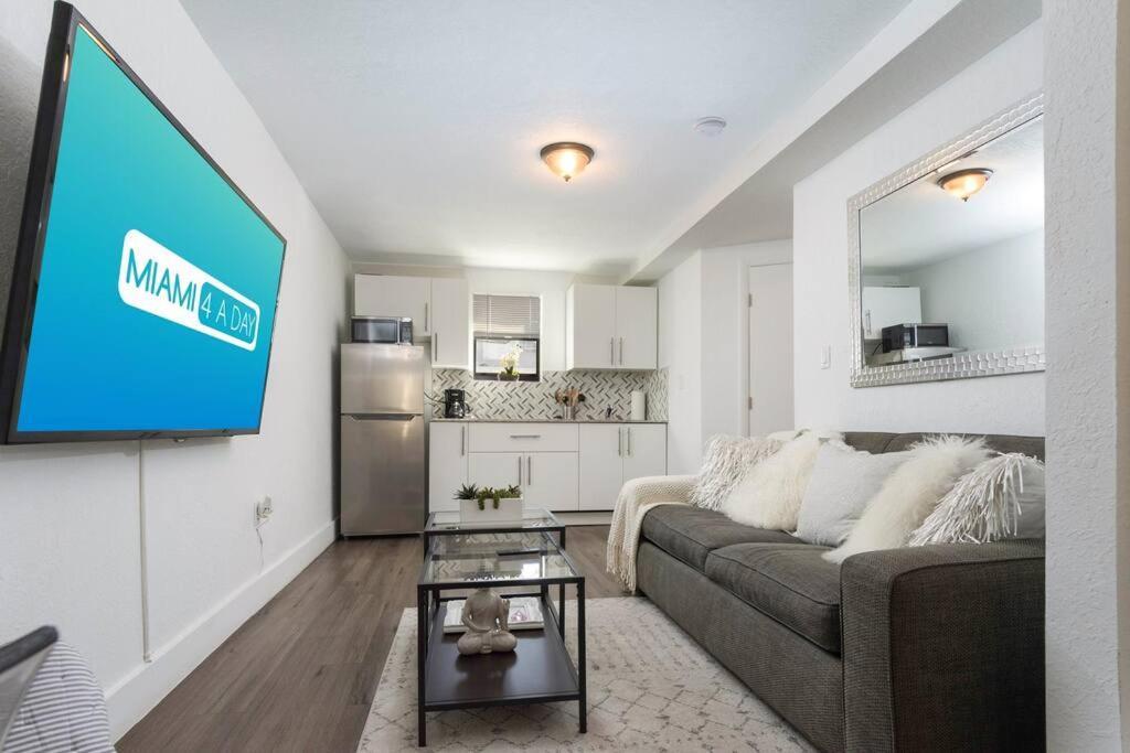 Lovely Apartment Near Brickell 1 Miami Bagian luar foto